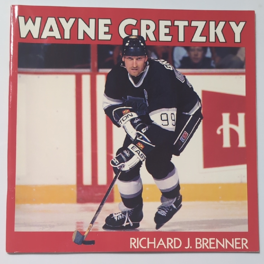 Wayne Gretzky NHL Home Accent Book by Richard J. Brenner